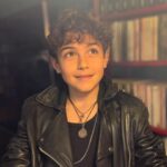 Bihter Dinçel Instagram – Sonsuz olmak isterim güzel yüzüne baktıkça, gerdanını kokladıkça…
İyi ki doğdun sen yavrum. Gönlünü sevdiğim, neşesini sevdiğim, nefesine şükrettiğim, en büyük hediyem,hazinem🩵 
Yağmur Ali’m 12 yaşında🌻 @dincelyagmurali