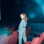 Billie Piper Instagram - Up next on @netflixuk #scoop 5th April Jumpsuit - Vintage @muglerofficial @mon_vintage Shoes @aquazzura Earrings @elhanati_ 📸 @bella_bradbury