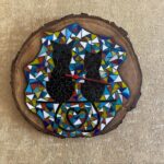 Billur Kalkavan Instagram - Mozaik saatim geldi, ellerinize sağlık @portakalmozaik Ferhat bey. Çok şık olmuş, salona asıldı. . . . #mozaik #mosaic #kedi #cat #saat #clock #duvarsaati #elemeği #handmade #renkli #colorful