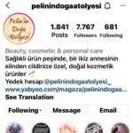 Billur Kalkavan Instagram - @pelinindogaatolyesi ‘nden hediyeler geldi çok teşekkür ederim. Harika doğal ürünler yetiştiren, doğal ürünlerle kremler, vs üreten, doğala kafa yoran tüm kadınları seviyorum. Hediyeler, dönüştürülmüş kağıt kullanan, doğaya, dünyamıza önem veren herkese teşekkürler. İnsanoğlu kendini ancak böyle kurtaracak 🌺 . . . #doğa #nature #doğal #natural #doğadan #bitkiler #çiçekler #hediye #üretim #sevgi #dostluk