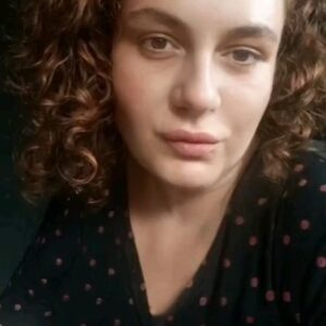Binnaz Ekren Instagram - Haksızlığa gelemeyen,doğru bildiğinden öldür Allah şaşmayan, sinir bozucu bir organizma dersiniz