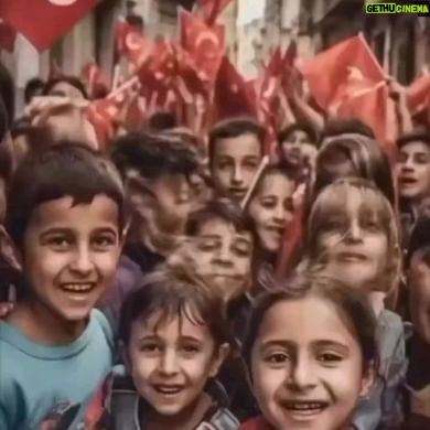 Birgül Ulusoy Instagram - Egemenliğin bayramı 23 Nisan🇹🇷