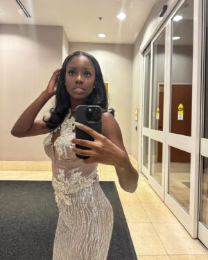 Birgundi Baker Instagram - @designsby.liamli made me the most beautiful dress everrrr. I felt like a diamond.