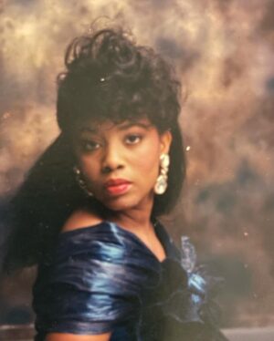Birgundi Baker Instagram - it’s giving, my mama in the 90s.. what a night. thank you to the kind and talented
MU @mmusse 
Hair @ajknowshair