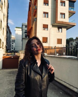 Birsu Demir Instagram - mahallecilik🦇