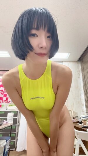 Biru Otsuka Instagram - 夜道は安全かも

#goodmorning #競泳水着 #swimwear #highleg #fetisch #follow #japanesegirl #latexmodel #팔로우 #팔로우미 #攝影 #漂亮 #泳装　#フォロー #ハイレグ #runrunrun #fetih #shiny