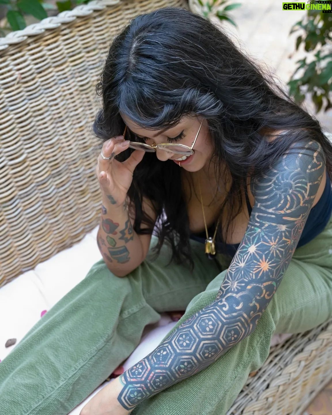 Bixton Suicide - 4.7K Likes - Almost missed this set release ✨️
My 1st time working with @writeboy
I wish I could show you some of my favorite shots 😏 🌿
