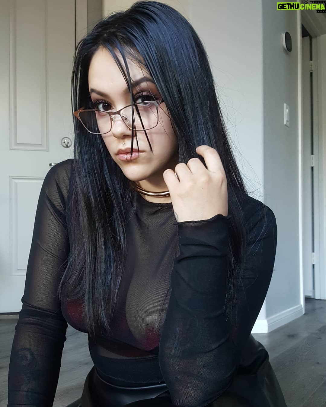 Bixton Suicide - 9.6K Likes - 🖤
@suicidegirls.west @suicidegirls