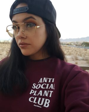 Bixton Suicide Instagram - I've got more plants than friends 😎🌿 Ha! 🤷🏽‍♀️
Anyone else finding it increasingly difficult to make friends as you get older?
 
@thatplantheaux
#antisocial #antisocialplantclub
#plantheaux