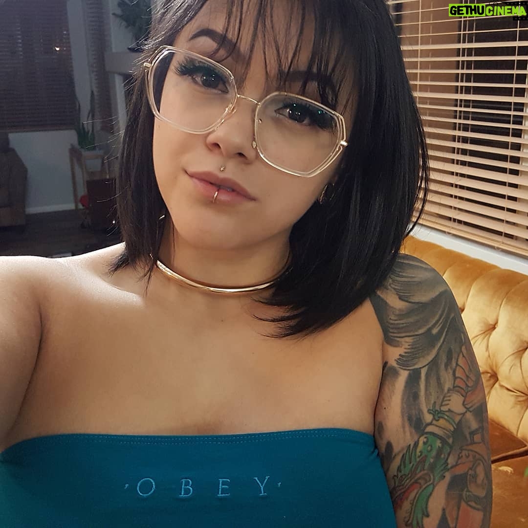 Bixton Suicide - 6.4K Likes - 👩🏽🌾As some of you may know, I have taken my plant detour very seriously.
@thatplantheaux is still in its beginning stages but I'm excited to see where this path leads 🌿
I hope I can aid in representing the diverse plant community because we are as infinite as the plant relatives that speak to us 🌵🌳🌴🌾🍄
The website is up & I want to thank everyone who has been involved 🙏🏽
#plantlife #plantpeople #plantforward #plantheaux