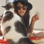 Bixton Suicide Instagram - Living our best cat life 😺 #mycatMoo #cream