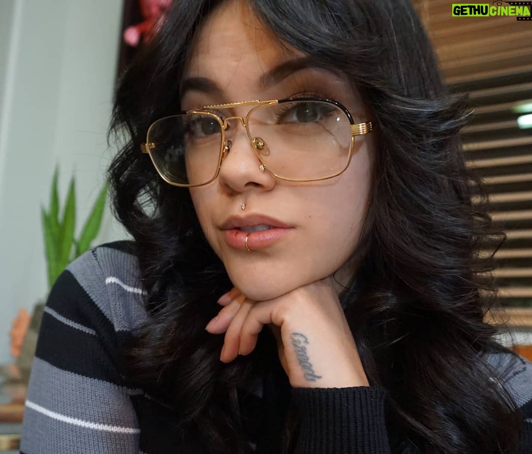 Bixton Suicide - 11.6K Likes - Same same, but different.
I've been absent, so you get'em all 💋