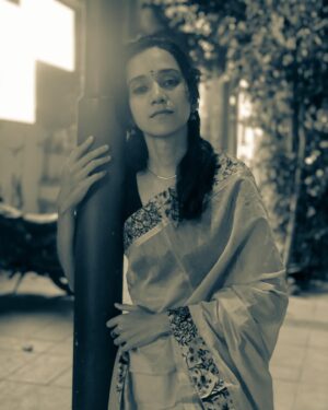 Black Sheep Deepthi Instagram - 💭

#actress #portrait #portraitphotography #photooftheday #model #art #artist #artistsoninstagram #bollywood #hollywood #actor
