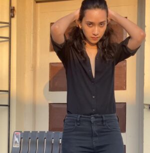 Black Sheep Deepthi Instagram - Halke ujaalon mein
halke andheron mein