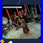 Blanca Lewin Instagram - Con toda la poesía, baile, música y puesta en escena de la banda @metalengua comenzamos a disfrutar el 7° capítulo de la #Hora25NTV con la conducción de @blancalewin📺, que contó con grandes invitados, temas y música en vivo. 📌 Si te lo perdiste, te contamos que el episodio de #Hora25NTV ya está disponible en nuestro sitio oficial, nuestro canal de Youtube NTV_Chile y también en nuestra plataforma @TVNplaycl. #Hora25TVN #blancalewin #musica #cultura #teatro #literatura #entretenimiento #cine #televisión