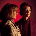 Blanca Lewin Instagram – KELÜ 💫 El género y la ciencia a los escenarios del @teatrouc, de la mano de Blanca Lewin y Adriana Stuven interpretando a María Teresa Ruiz y Cecilia Payne Gaposhkin; dos astrónomas, dos épocas, pero unidas bajo un mismo cielo gracias a la puesta en escena de KELÜ.
Bajo la dirección de Ana López Montaner y con la dramaturgia de Ximena Carrera Venegas 🔭 la obra se sitúa en una noche estrellada de 1997 en el observatorio La Silla, escenario para este encuentro atemporal entre ambas astrónomas.
🎫 Entradas disponibles en boletería y Ticketplus (link del perfil)
📆 Funciones hasta 22 de junio. MIÉ a SÁB, a las 20:30 h
📍Sala Ana González / 1er piso: Sí cuenta con acceso para personas con movilidad reducida y silla de ruedas.
📌Colabora: @crtindustriascreativas @checoslovaquia @centroculturalceina @eso.chile @alma.observatory @min_ciencia @culturas_cl @depajuventud @inspiringirlscl @astrofisicamas @cazadorasdeestrellas @arieteproducciones