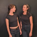 Blanca Lewin Instagram - Hoy estrenamos Kelü Lindo viaje interestelar junto a @adristuven Que los astros nos traigan mucha 💩 💩 💩 Venga a vernos al @teatrouc Link en mi perfil #teatro🎭 #astronomía #actriceschilenas #género #mujeresenlaciencia
