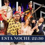 Blanca Lewin Instagram - Hoy a las 22.30 hrs en #Hora25NTV 📺 Estaremos con la música de @floresalegria_ en nuestro estudio. También, tendremos las columnas de cine/series con @carolinasofia3 y de literatura con Sergio Parra (@metalespesadoslibros). Y además, conversaremos con @yamireyna, @chamojung y @m.elenaduvauchelle de la obra "Mi madre, Mi novia y Yo" (@mimadreminoviayyo.cl). 📌No te pierdas #Hora25NTV con @blancalewin, todos los miércoles a las 22:30 horas por las pantallas de @ntvchile, y el sábado cerca de la medianoche a través de @tvn. #Hora25TVN #blancalewin #musica #danza #cultura #teatro #literatura #entretenimiento #cine #televisión