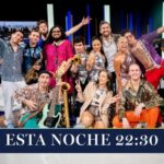 Blanca Lewin Instagram – ¡Hoy en Hora 25 con @blancalewin!📺
Tendremos la música de @newenafrobeat en nuestro set. Además, estaremos con la columna de teatro/artes escénicas con @yashirazhizmeri, y de música con @gonzalo_planet. Y también, conversaremos con @marceloalonsoactor y @mikcleelafond de la obra “¿Estás ahí, Yin?”.
📌Recuerda #Hora25NTV con @blancalewin, todos los miércoles a las 22:30 horas por las pantallas de @ntvchile, y el sábado cerca de la medianoche a través de @tvn.
#Hora25TVN #blancalewin #musica #cultura #teatro #literatura #entretenimiento #cine #televisión
@tvn
@blancalewin
@newenafrobeat