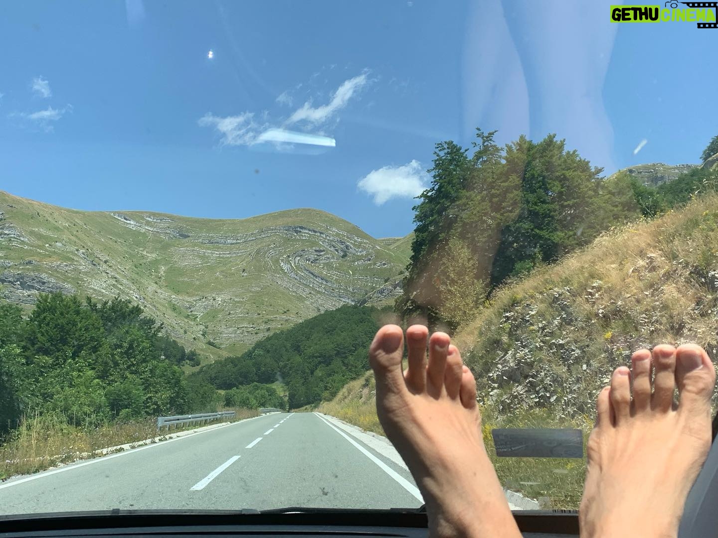 Bojana Novaković - 4.8K Likes - Happy summer and endless love to everyone except mining mafia corpoate tycoons and thieving government representatives who sell out their people and nature.
Srećno leto I puno ljubavi svima osim rudarskih mafijaških korporativnih tajkuna i lopovske vlasti koja rasprodaje svoj narod i prirodu.
#MarsSaDrine