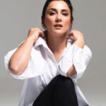 Boncuk Yilmaz Instagram - 🤍 📷: @balkanerkan @babinacreative 💋@mesut.ozuzun 👗 @irmakozdener @rabiasultanduzenli