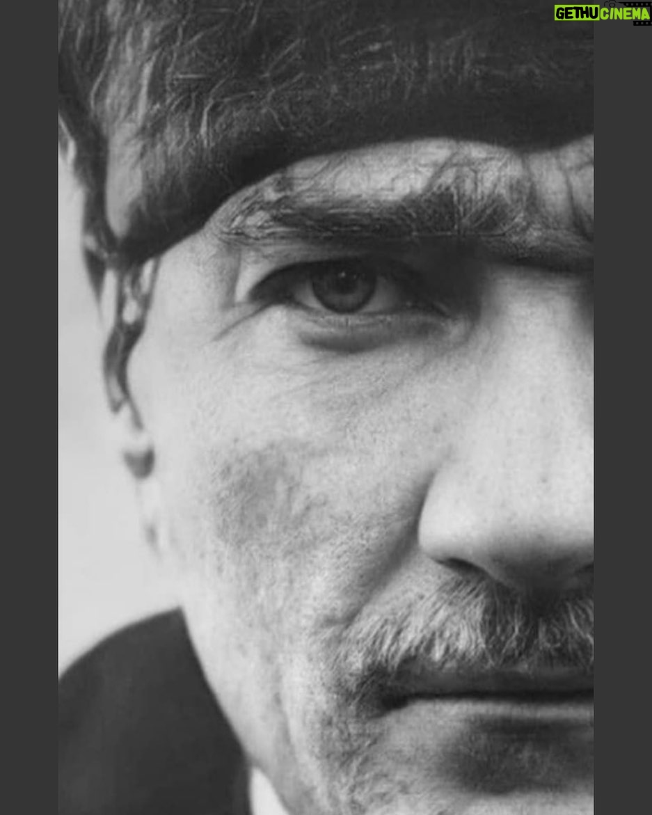 Boncuk Yilmaz Instagram - 30 Ağustos Zafer Bayramı’mız kutlu olsun… Minnet ve özlemle…