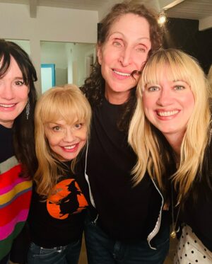 Bonnie Aarons Instagram - Ladies night♥️♥️♥️