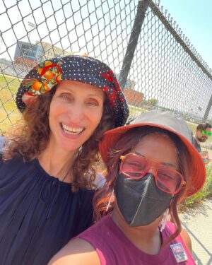Bonnie Aarons Instagram - #SAGAFTRAStrike #sagaftra #SAGAFTRAStrong  #wgastrong #solidarity