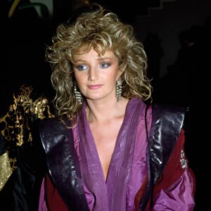 Bonnie Tyler Instagram - 10 February 1986 at the #BRITAwards.
I was nominated for British Female Solo Artist alongside Alison Moyet, Kate Bush and Sade. The award went to the amazing Annie Lennox 💕

📷 Duncan Raban