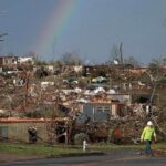 Bonnie Raitt Instagram – Sending our condolences to the families of those who have lost loved ones, suffered damage and devastation to their homes and communities in these terrifying tornadoes across the southern and mid-western US over the past two weeks. Please join us in making a donation to @wckitchen to support their efforts on the ground to feed nourishing meals to residents impacted by these deadly storms. Learn more at the link in bio.
Photo by Benjamin Krain/Getty Images
— BRHQ