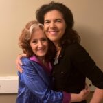 Bonnie Raitt Instagram – Thanks to my dear pal, @maiasharpmusic, once again knocking ’em out as my special guest opening our recent shows in Louisville and Indianapolis.
She debuted new music from her upcoming album, Restless Thoughts. Check out her new singles and stay tuned for more!

KIND: https://youtu.be/WesjOnCPhVE 

OLD DREAMS: https://distrokid.com/hyperfollow/maiasharp/old-dreams