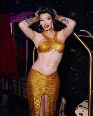 Bosco Instagram - 🎰✨Vegas dumps✨🎰
.
An incredible show, an incredible opportunity, and an incredible group of girls. 
Love to my Vegas diva❤️‍🔥(not pictured the angel @derrickbarry )
📸 @golfxmua 
🎭 @vossevents