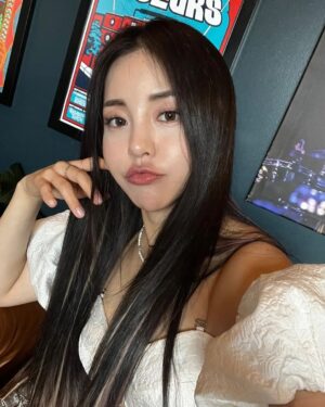 Brave girls Instagram - [📷]

Fearless들의 응원과 사랑 속에서
무사히 필라델피아에서의 첫 공연을 마무리했습니다💕
무대 위에서 더 더 멋진 쁘걸이들의 미국투어는 이제 시작입니다👀🔥
With the support and love of Fearless, we successfully finished our first concert in Philadelphia💕
2022 Brave Girls 1st US TOUR just started👀🔥

#브레이브걸스 #BraveGirls
#2022_BG_US_TOUR
#BraveGirlsinPHILADELPHIA
