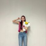 Brave girls Instagram - [📷] 꿉꿉한 일요일도 산뜻한 은지의 오에오와 함께♡ 인기가요 본방사수로 응원해 준 Fearless들 언제나 고맙습니다🔥 With EUNJI's refreshing O EH O on a humid Sunday ♡ Thank you, Fearless, for watching "Inkigayo" live🔥 #브레이브걸스 #BraveGirls #은지 #EUNJI #오에오 #OEHO