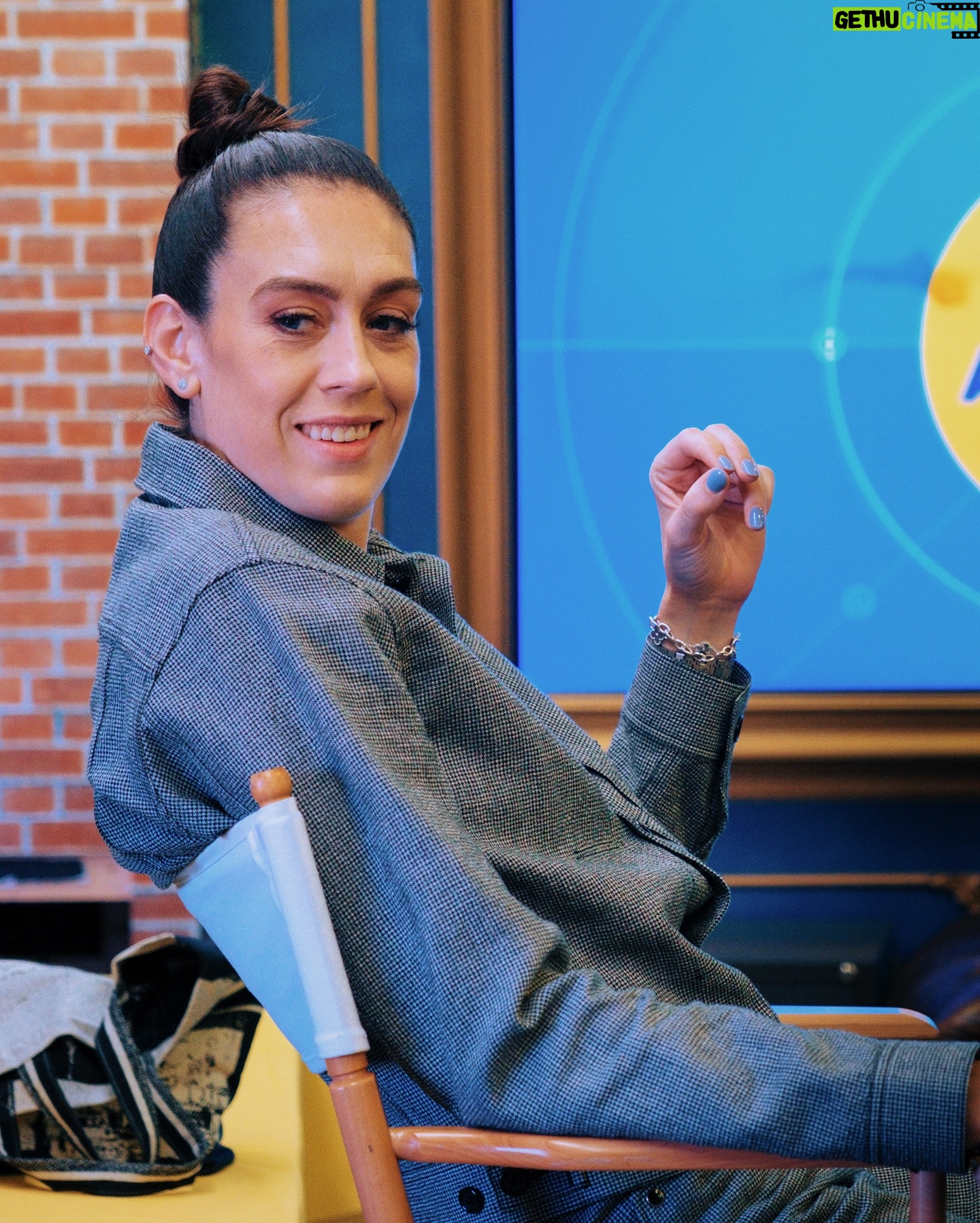 Breanna Stewart Instagram - Last 24hrsβ¦π½π π°π§£β½οΈπ΄πββοΈβΈοΈπ§’π§©βοΈ