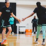 Breanna Stewart Instagram - AND WE BACK!! #LFG 🗽