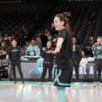 Breanna Stewart Instagram - Stew York City on the mic! 🗣️🎤