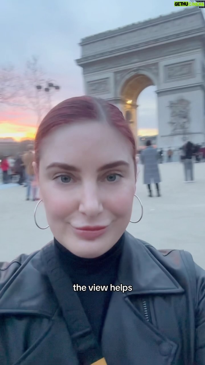 Bree Essrig Instagram - Siri, how do you say “I think I like this little life” in French??? 🇫🇷