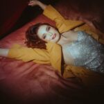 Bree Essrig Instagram – It’s always bedtime when you’re a lazy daisy 🥰 

Pics by @vonswank 
Makeup by @edwinmonzon 
Hair by @silverscreenvanity