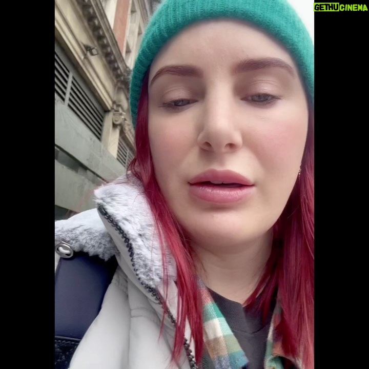 Bree Essrig - 19.2K Likes - Unseen Bits