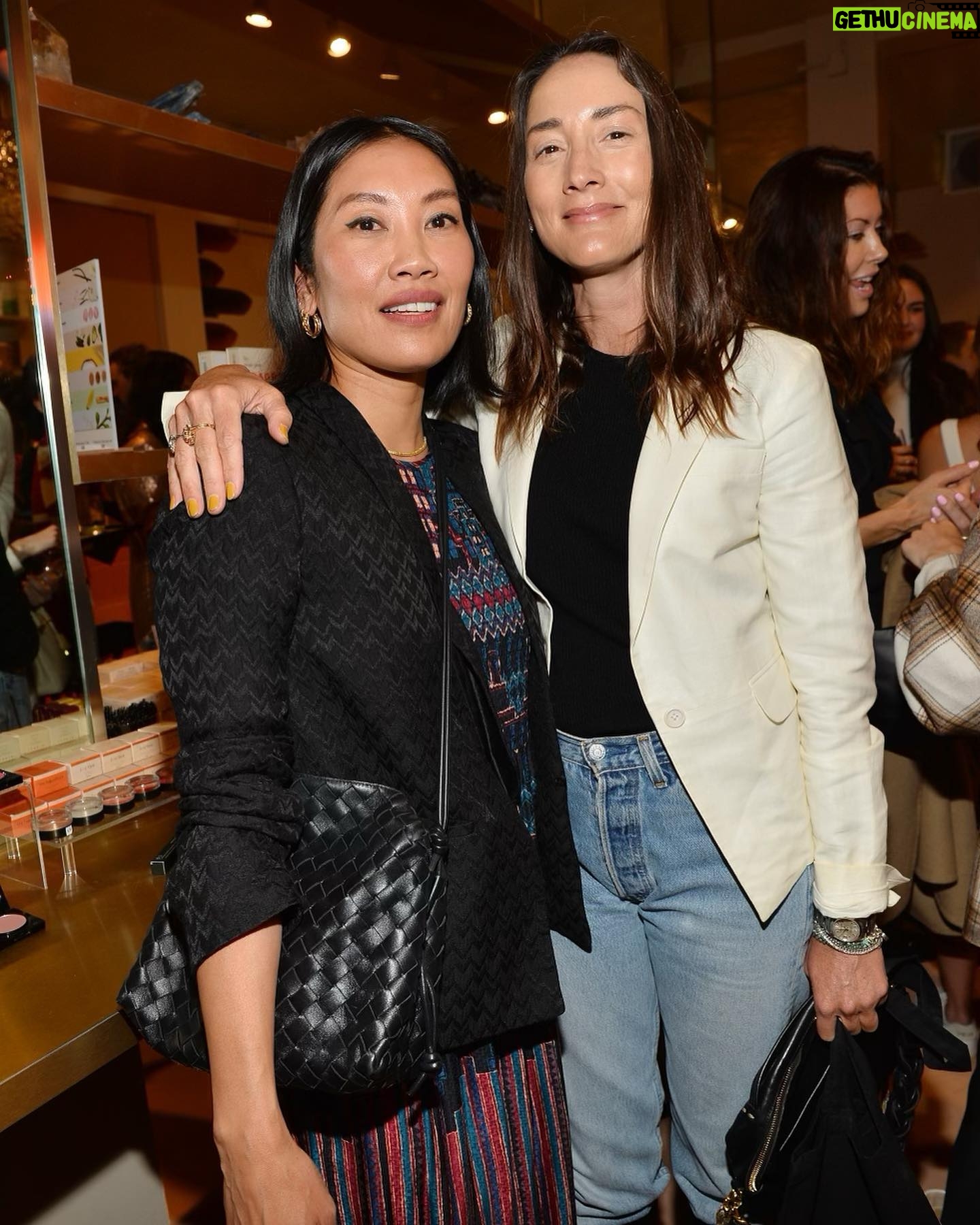 Bree Turner Instagram - So very thrilled and proud of my friend @melissamagsaysay and her partner @nyakio on the grand opening of their @thirteenlune flagship store! The company is quickly becoming a premiere destination for BIPOC owned beauty brands that celebrate people of all colors. Gorgeous products and an amazing beauty collective experience. That product I’m holding is their line, @relevant.skin ONE AND DONE. 💯