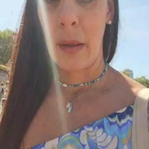 Brenda Robles Instagram - BUKINGHAM  PALACE . CORRECTION