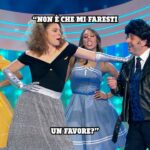 Brenda Lodigiani Instagram - L’arte di avere sempre la risposta giusta al momento giusto. Grazie Ester Ascione 😂 #GialappaShow vi aspetta questa sera alle 21:30 in prima visione su Tv8!