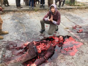 Briana Venskus Instagram - Well shit ya’ll...

5 years, 4 seasons, and shit ton of new friends later... it’s feeding time 🖤

Many thanks to @gnicotero and @coreybrianreed for giving me the most horrifically classic #TWD death ever 🧟

@amcthewalkingdead @thewalkingdead 
@skyboundent
