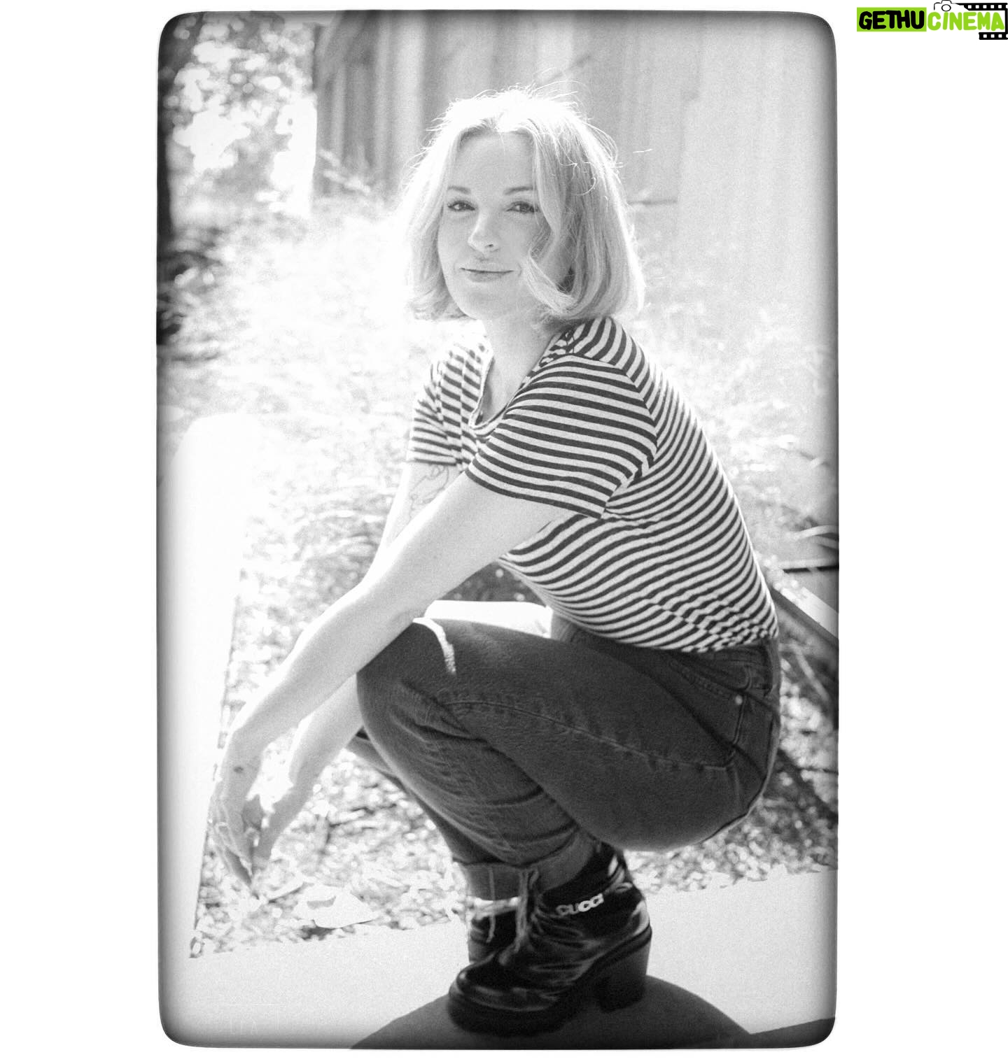 Briana Buckmaster Instagram - A sunny squat. Taken a few months ago by my friend and Joan Club Member @mandileaphotos 🖤