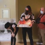 Briana Cuoco Instagram - some szn 1 bts 🙃🙃🙃 thank you sm to everyone who’s been watching!!! 🥹🫶🏻🖤👻 dead boy detectives only on @netflix