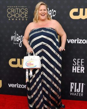 Bridget Everett Instagram - Nominated for a @criticschoice award! Didn’t bring home the hardware but got to meet Henry Winkler 🥰 and sit with dream makers Amy Gravitt and Carolyn Strauss. DDHD ⚡️⚡️ (bag is  @methfountain) 💄 @jessica.ahn  hair @_beautybygg_ 👗 @quinndustry