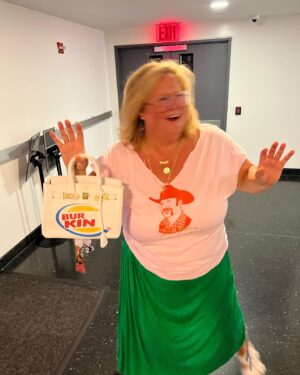 Bridget Everett Instagram - Brought my new signature accessory to @biglarreon678’s warm and wonderful show. I guess the question is, “who wore it best?” I not only model, but I also model. Larry is an incredible visual artist and designer but also one of my favorite songwriters. Where I’m from, we call that “too much talent!” Thanks for asking me to sing with you and @jimandralismusic. Family, right?