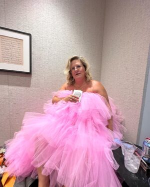 Bridget Everett Instagram - Who farted?