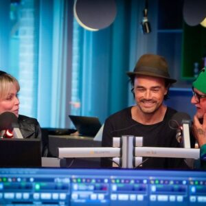 Bridget Maasland Instagram - Zo gezellig Edwin Evers & Co weer op de radio. En dan samen met mijn Haagse vrienden, KANE. Wat een feest op de vrijdagmiddag. Misschien te vroeg gepiekt dit weekend. 🤣